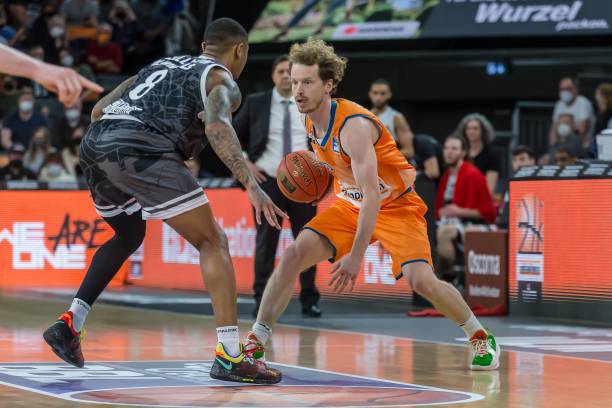 9的飞跃 9的飞跃